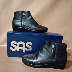 SAS Black Leather Ankle Boots